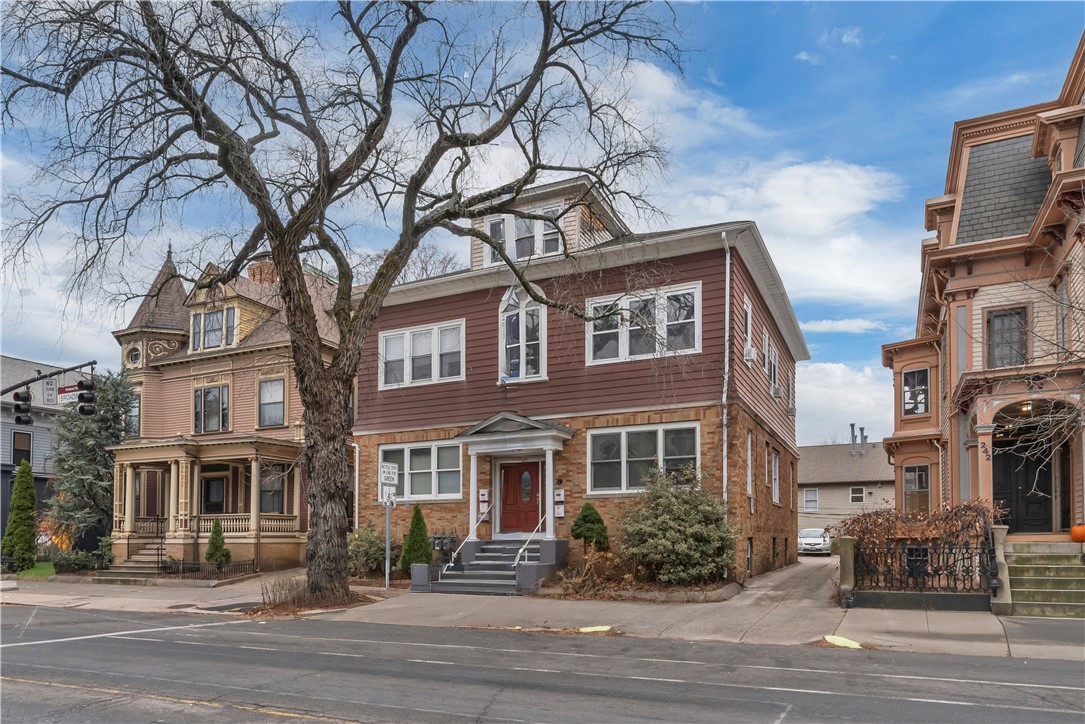 236 Broadway Providence, RI 02903 - Photo 1 of 38
