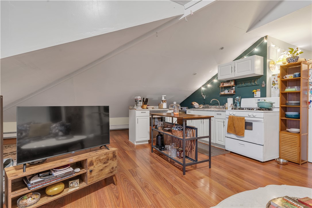 236 Broadway Providence, RI 02903 - Photo 5 of 38