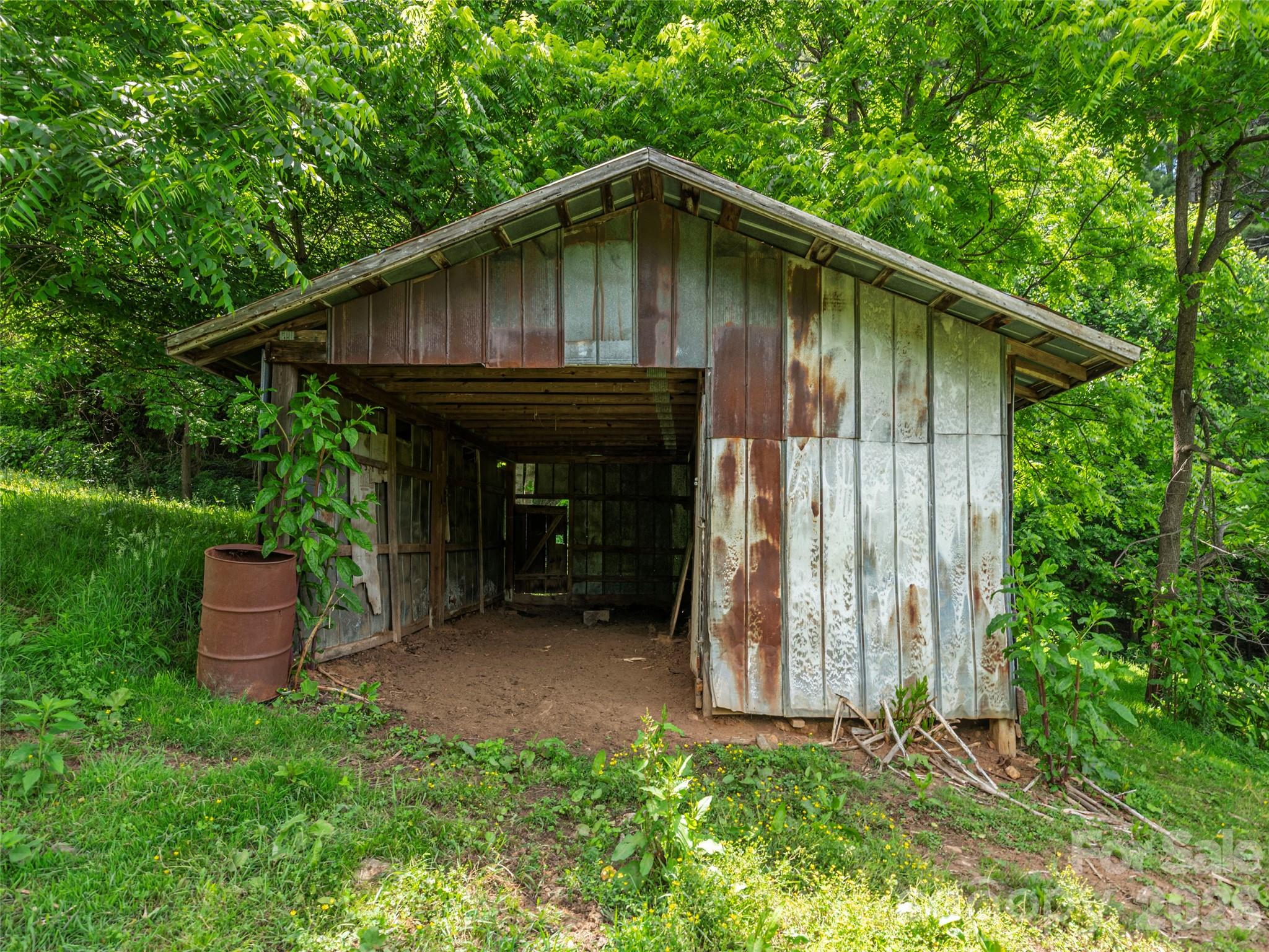 5622 Dutch Cove Road Canton, NC 28716 - Photo 7 of 26