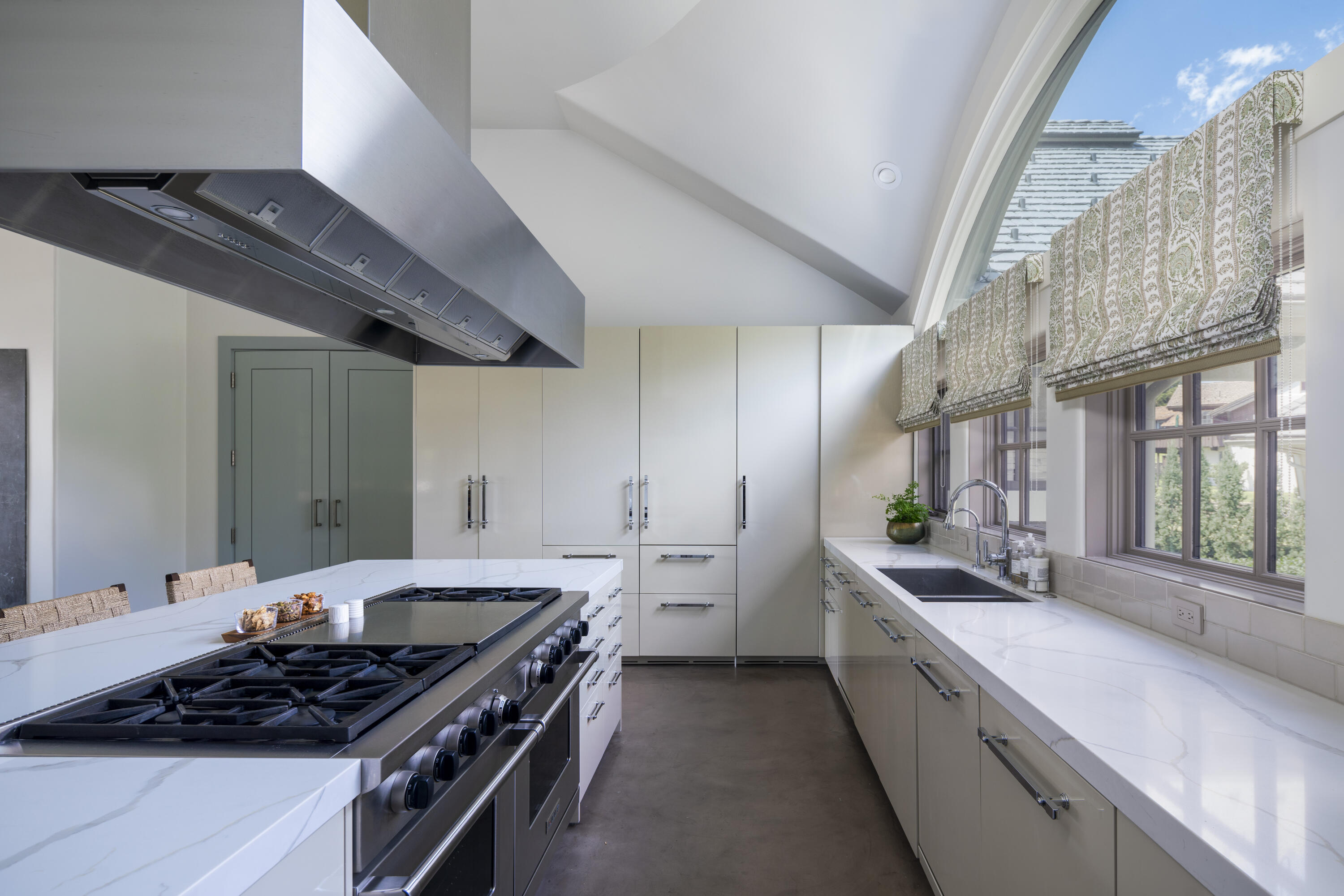 671 Alpine Lane Ketchum, ID 83340 - Photo 15 of 71 Kitchen