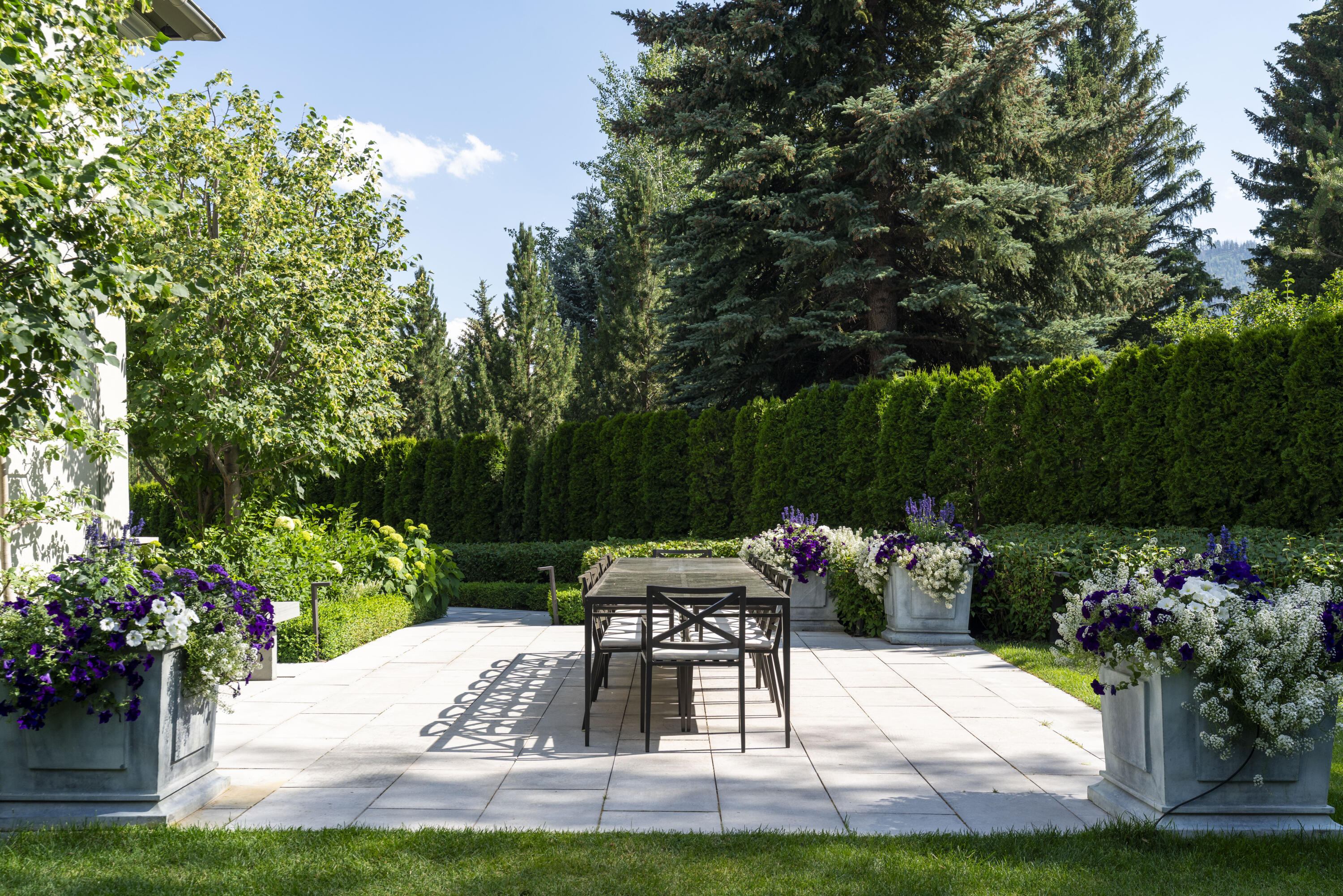 671 Alpine Lane Ketchum, ID 83340 - Photo 28 of 69 Side Yard Dining