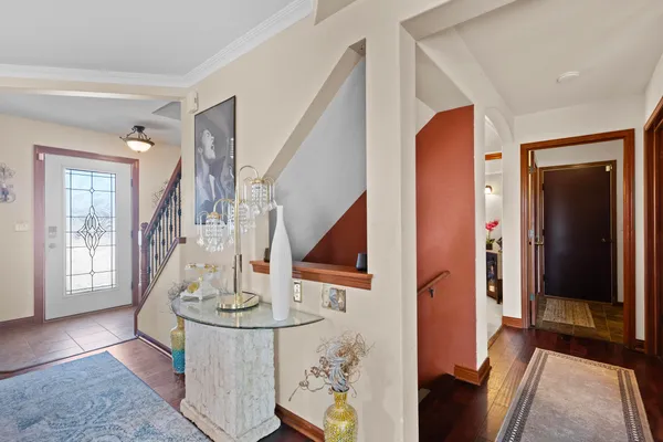 $425,000 | 9502 West Parkland Court, Milwaukee, WI 53224