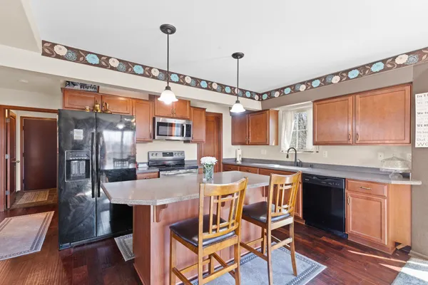 $425,000 | 9502 West Parkland Court, Milwaukee, WI 53224