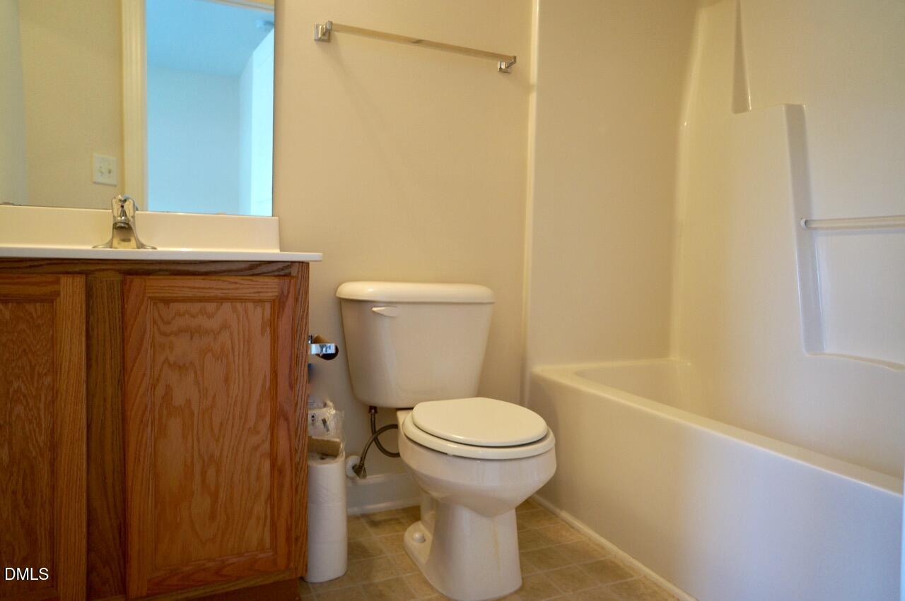 8817 Orchard Grove Way Raleigh, NC 27612 - Photo 15 of 17 DSC06228