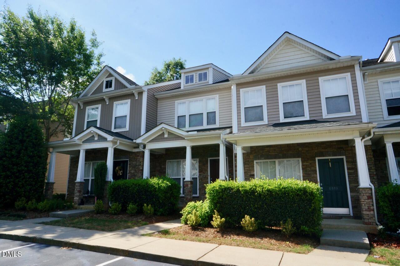 8817 Orchard Grove Way Raleigh, NC 27612 - Photo 2 of 17 DSC06215