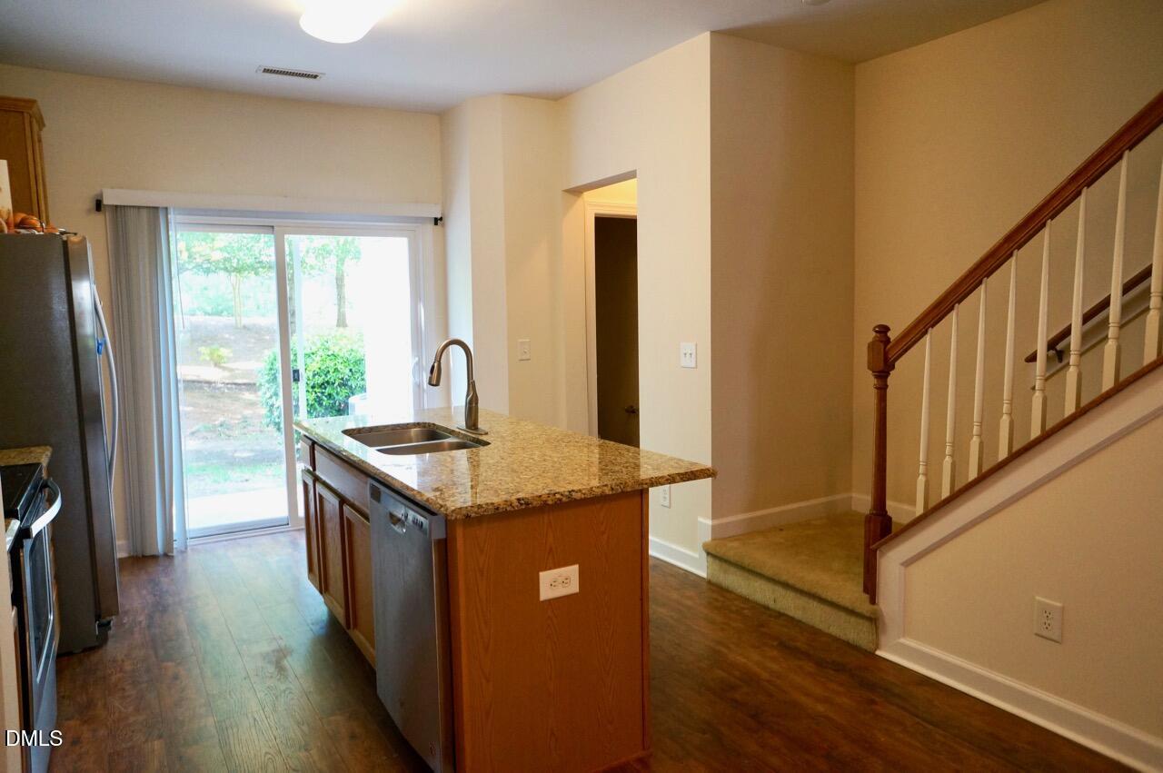 8817 Orchard Grove Way Raleigh, NC 27612 - Photo 9 of 17 DSC06222