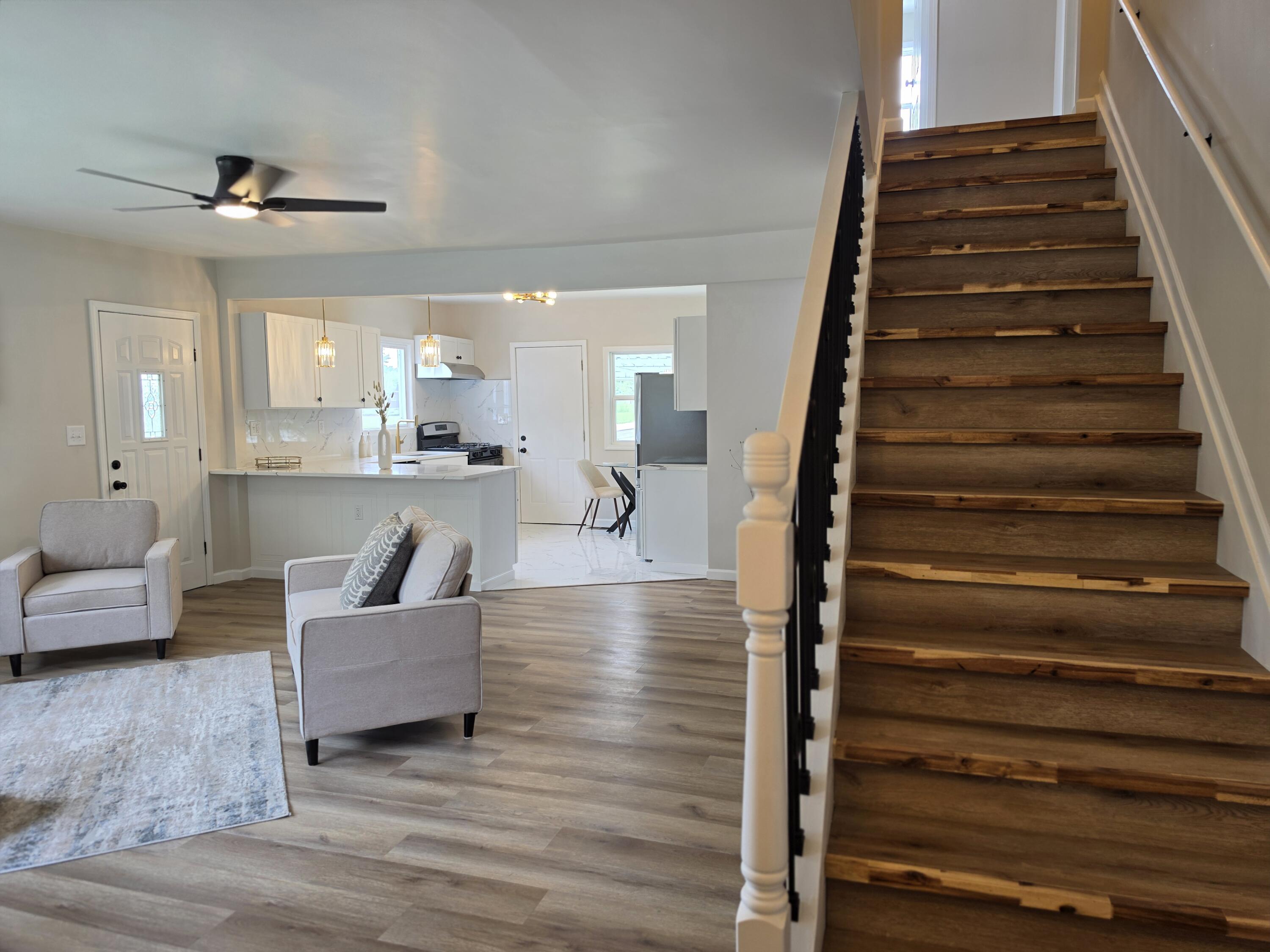 4488 Madison Street Gary, IN 46408 - Photo 5 of 22 3000x2250