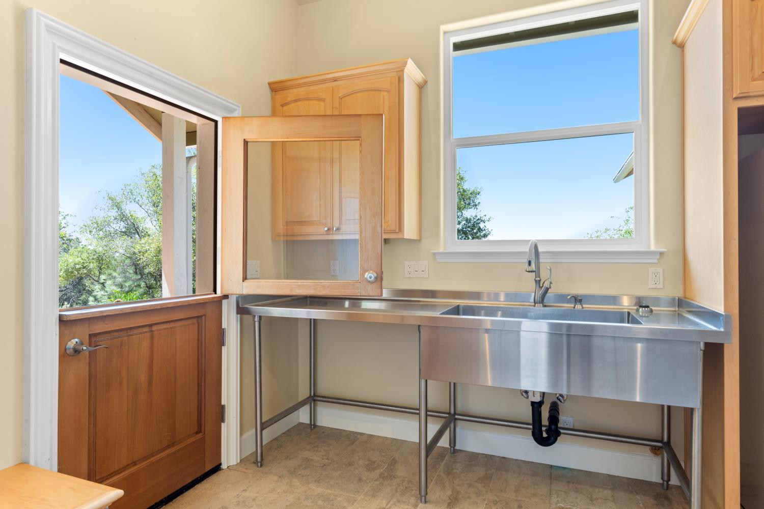 15438 Tarr Ditch Road Grass Valley, CA 95949 - Photo 34 of 89
