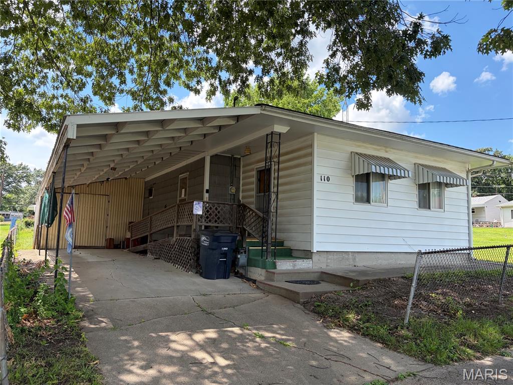 110 Water Street Taylor Springs, IL 62049 - Photo 1 of 36