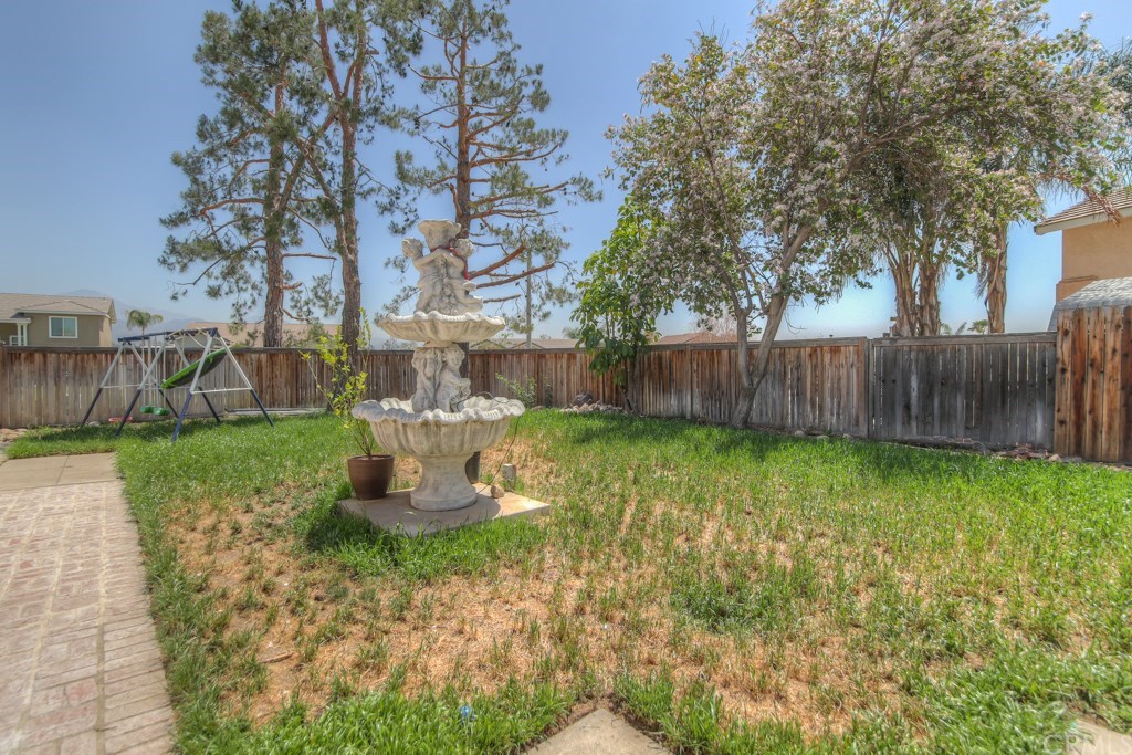 27865 Norwood Street Highland, CA 92346 - Photo 24 of 30