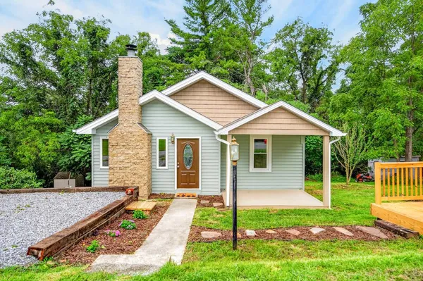 $205,000 | 3721 Largen Hill Court, Pulaski, VA 24301