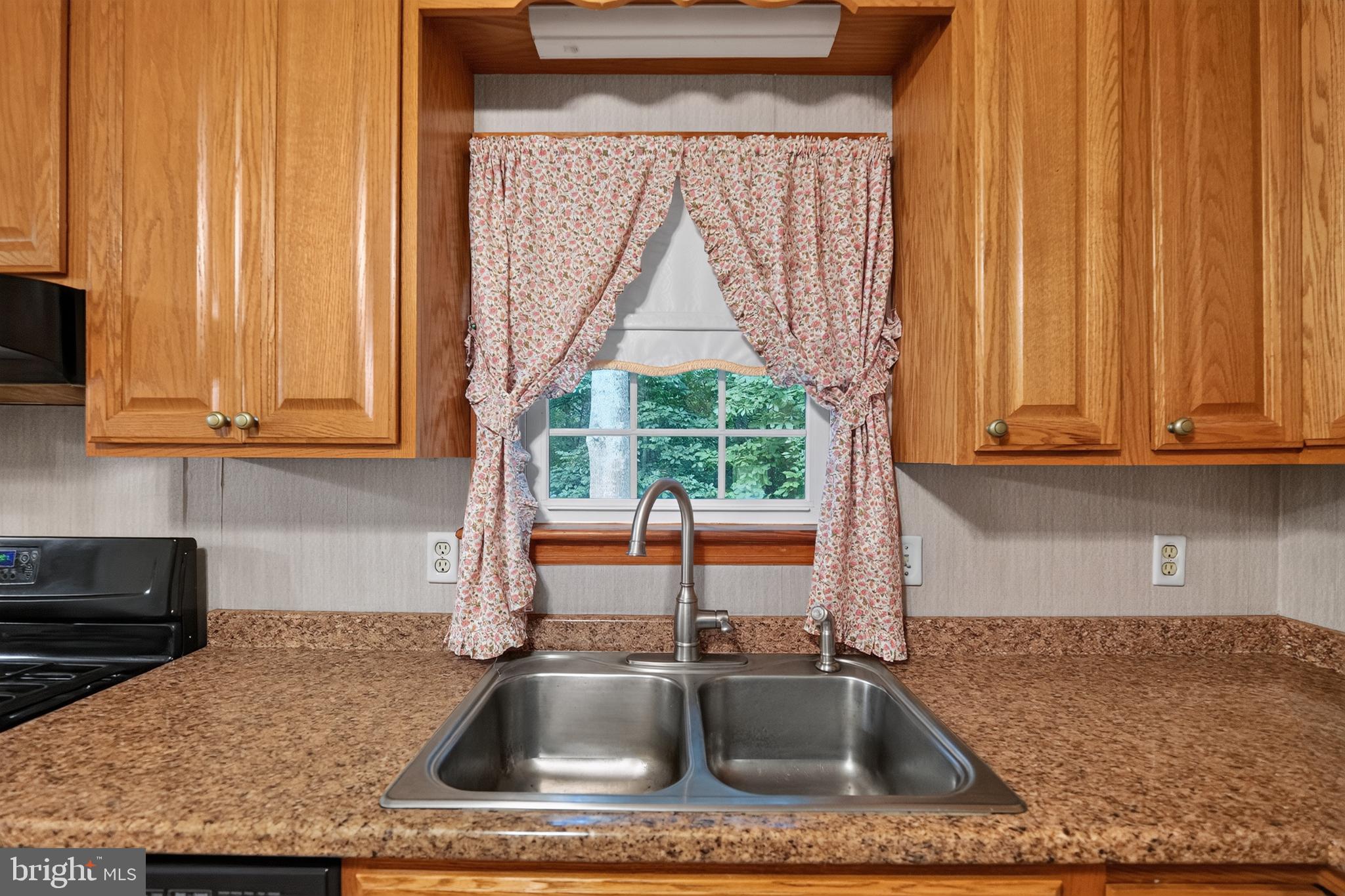 9810 Woodsboro Road Frederick, MD 21701 - Photo 9 of 32