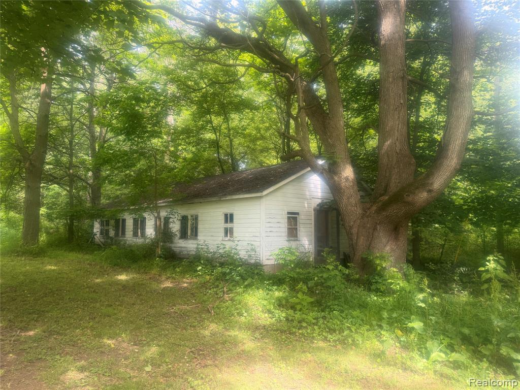 8566 Fostoria Road Fostoria, MI 48435 - Photo 40 of 45