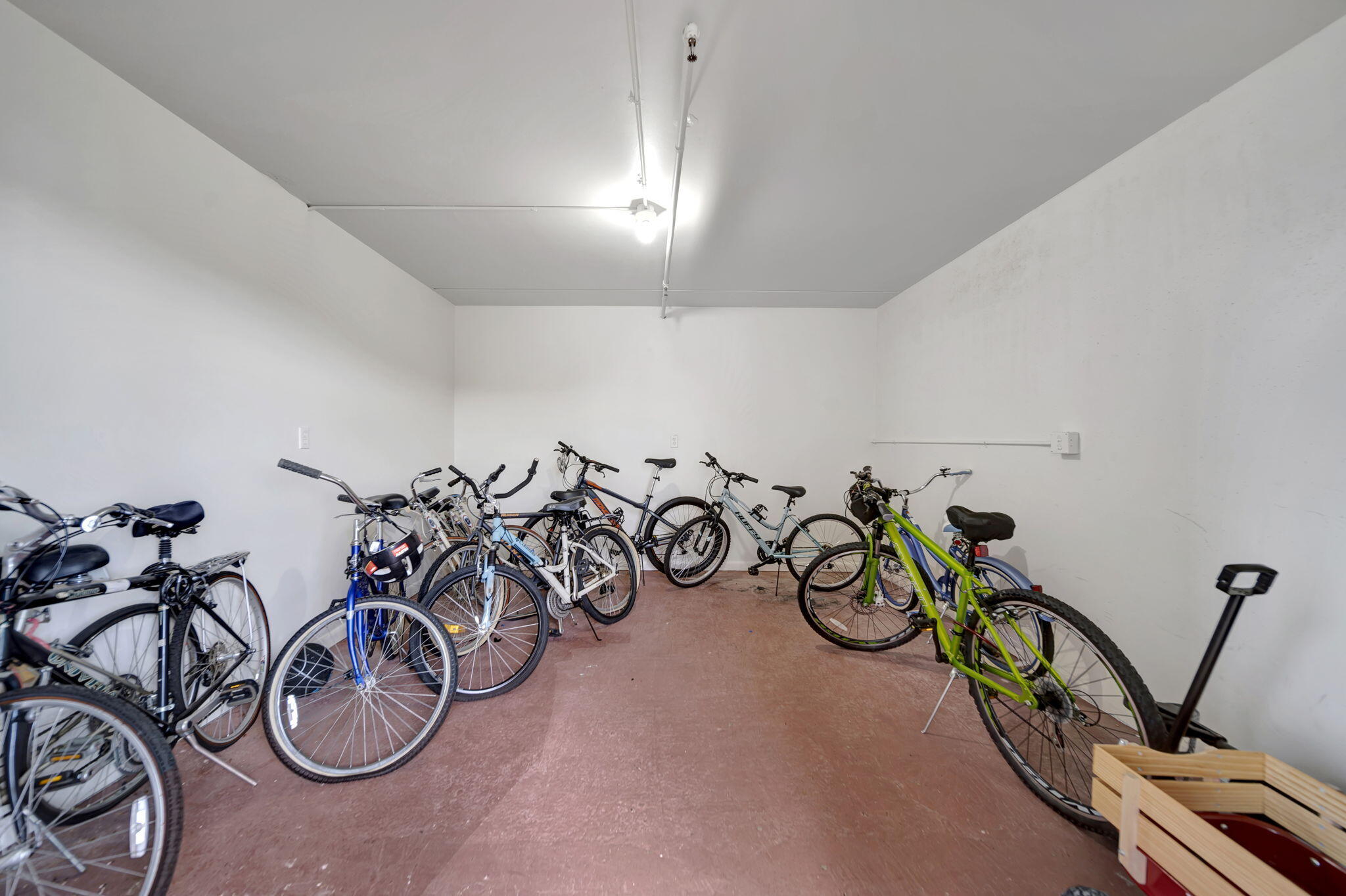 4039 Rexford A, Unit C Boca Raton, FL 33434 - Photo 41 of 87 Bike storage room
