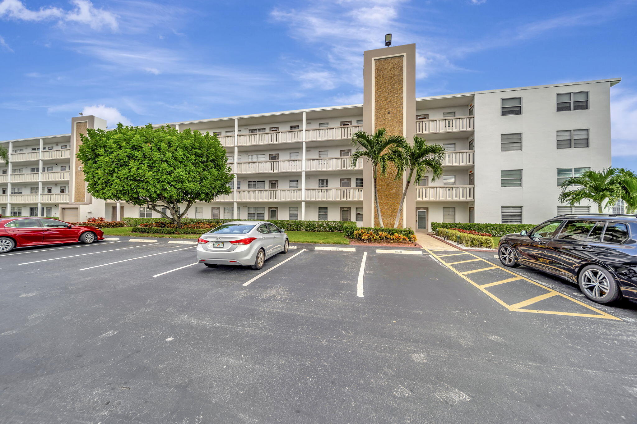 4039 Rexford A, Unit C Boca Raton, FL 33434 - Photo 5 of 87 Quiet building with easy access