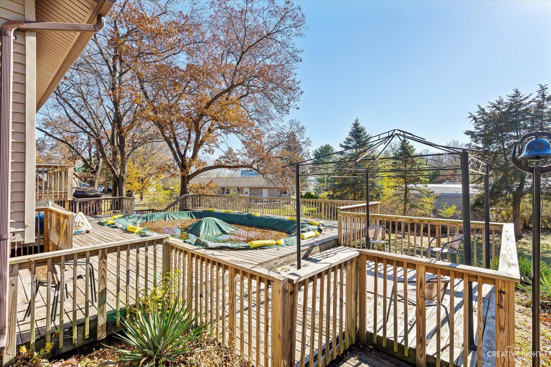 7927 Walnut Street Dixon, IL 61021 - Photo 26 of 33 a view of a street from a balcony