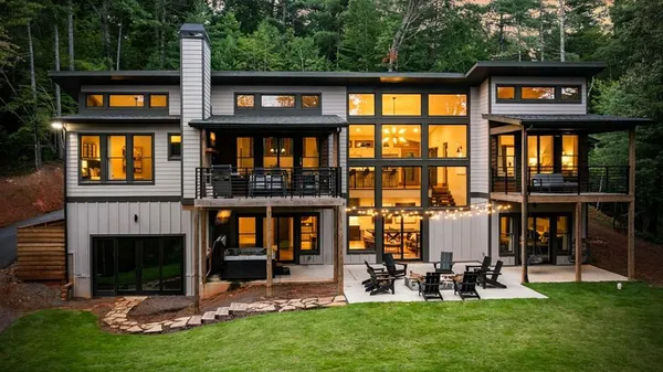 $1,499,000 | 177 Creekside Drive, Ellijay, GA 30540