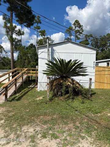 $1,175 | 6137 Jammie Road, Unit 1, Youngstown, FL 32466