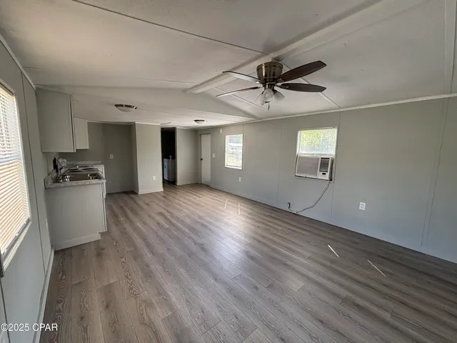 $1,175 | 6137 Jammie Road, Unit 1, Youngstown, FL 32466