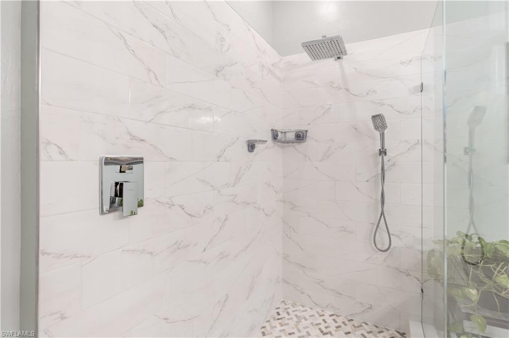 8300 Josefa Way Naples, FL 34114 - Photo 28 of 50