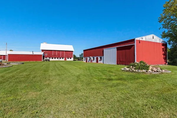 $524,900 | W444 Carlson Lane, Oconto Falls, WI 54154