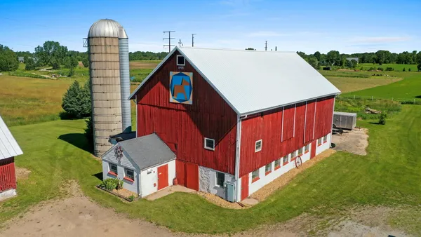 $524,900 | W444 Carlson Lane, Oconto Falls, WI 54154