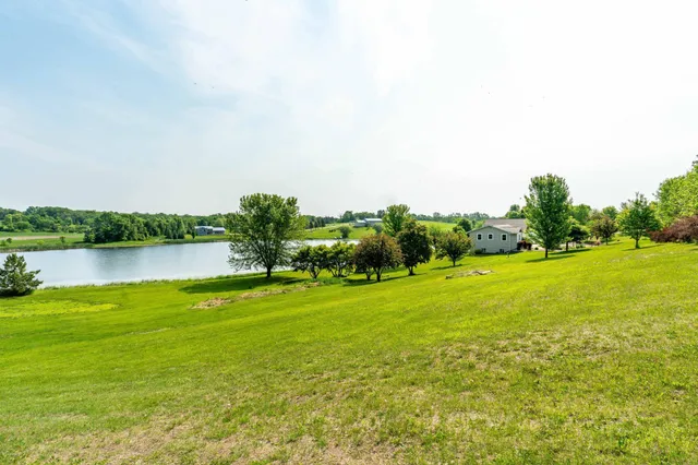 $350,000 | 29487 Riverview Road, Fergus Falls, MN 56537