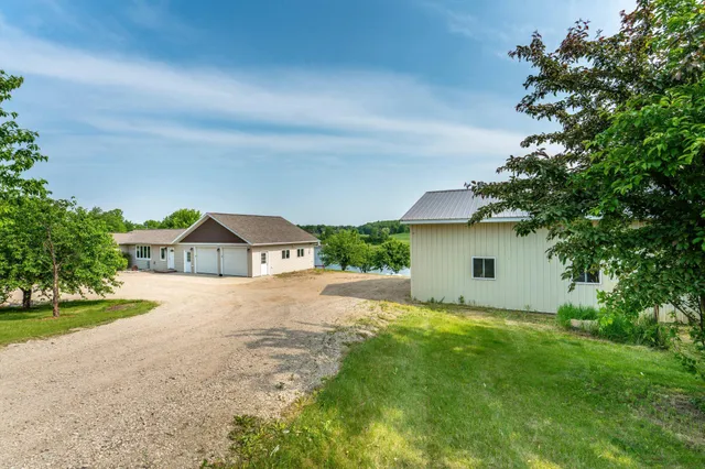 $350,000 | 29487 Riverview Road, Fergus Falls, MN 56537