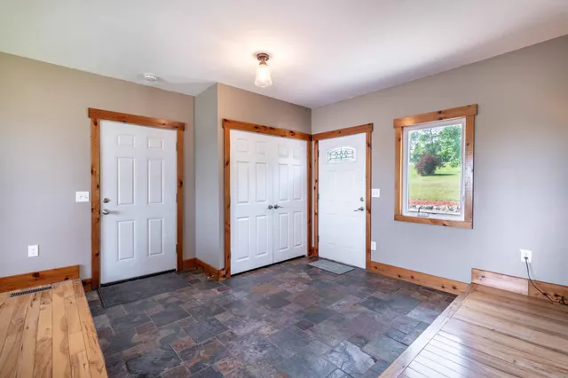 $350,000 | 29487 Riverview Road, Fergus Falls, MN 56537