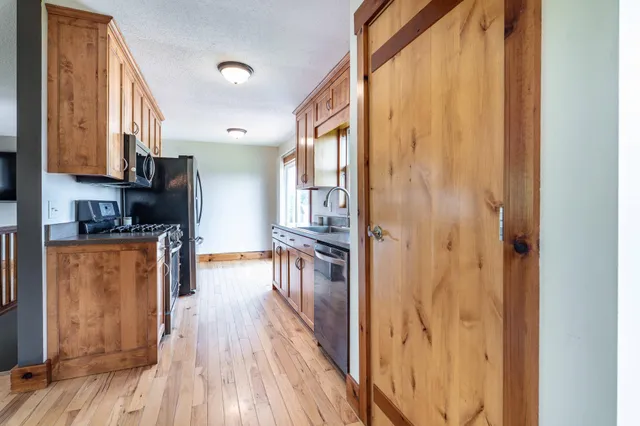 $350,000 | 29487 Riverview Road, Fergus Falls, MN 56537