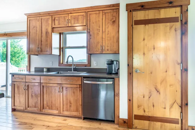 $350,000 | 29487 Riverview Road, Fergus Falls, MN 56537