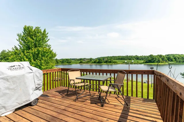 $350,000 | 29487 Riverview Road, Fergus Falls, MN 56537