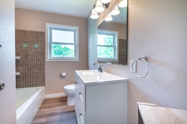 $350,000 | 29487 Riverview Road, Fergus Falls, MN 56537