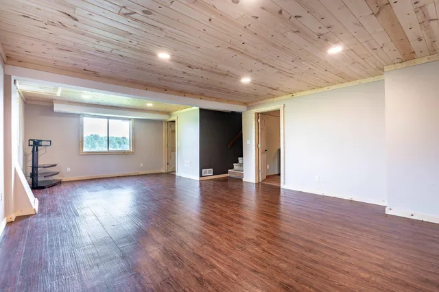 $350,000 | 29487 Riverview Road, Fergus Falls, MN 56537