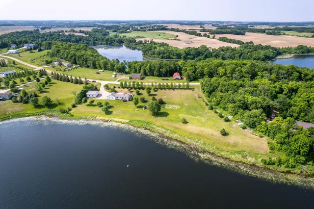 $350,000 | 29487 Riverview Road, Fergus Falls, MN 56537
