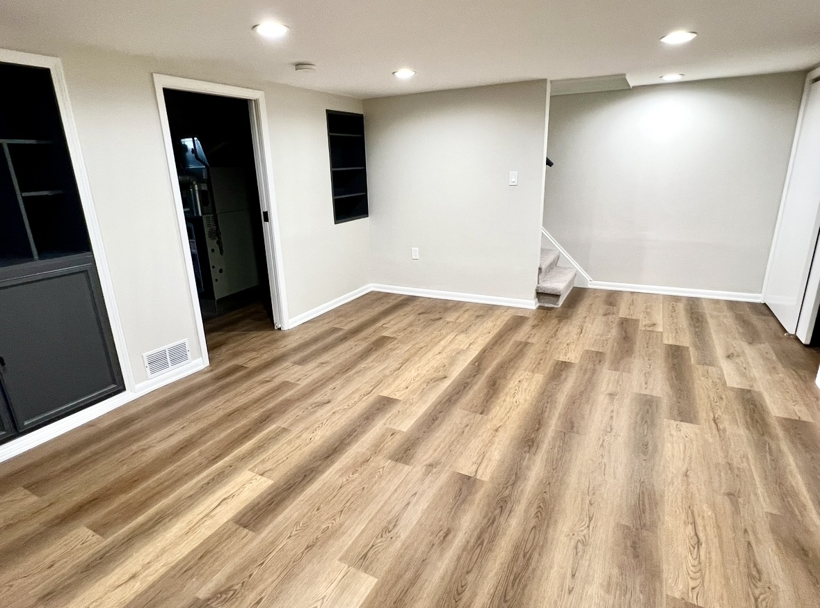 430 Oak Street Des Plaines, IL 60016 - Photo 13 of 16