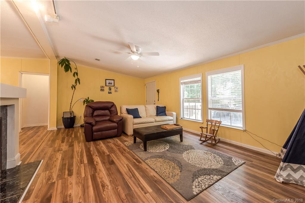 11501 McCoy Road Huntersville, NC 28078 - Photo 5 of 35 Gallery Image 5