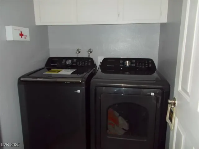$2,500 | 7711 Keating Circle, Las Vegas, NV 89147