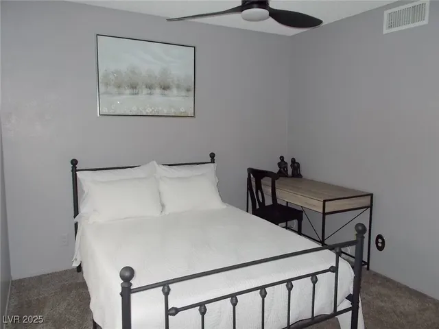 $2,500 | 7711 Keating Circle, Las Vegas, NV 89147