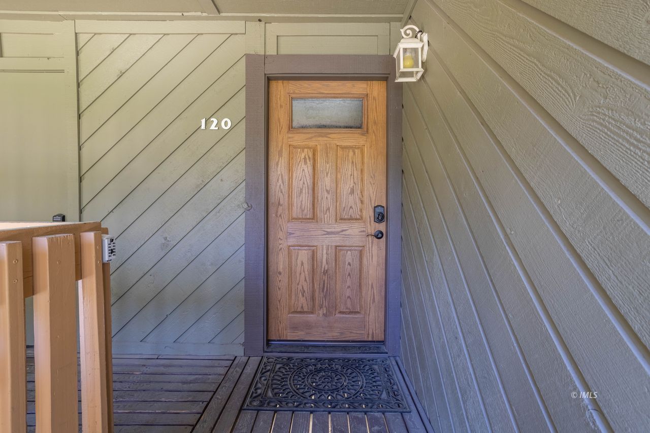 152 Viewpoint Road, Unit 120 Mammoth Lakes, CA 93546 - Photo 20 of 30 Untitled