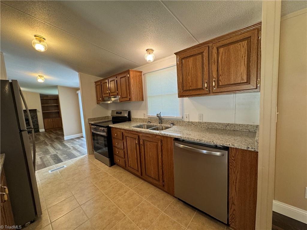 160 Sparta Road North Wilkesboro, NC 28659 - Photo 6 of 27