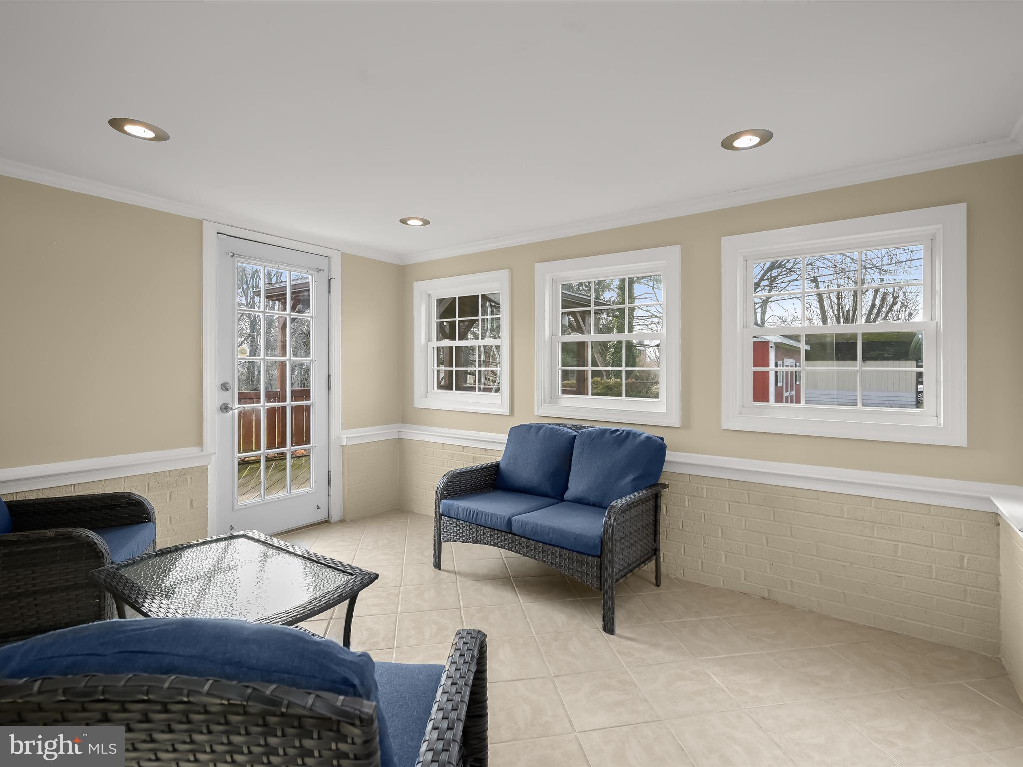18841 Preston Road Hagerstown, MD 21742 - Photo 18 of 40 Sun Room