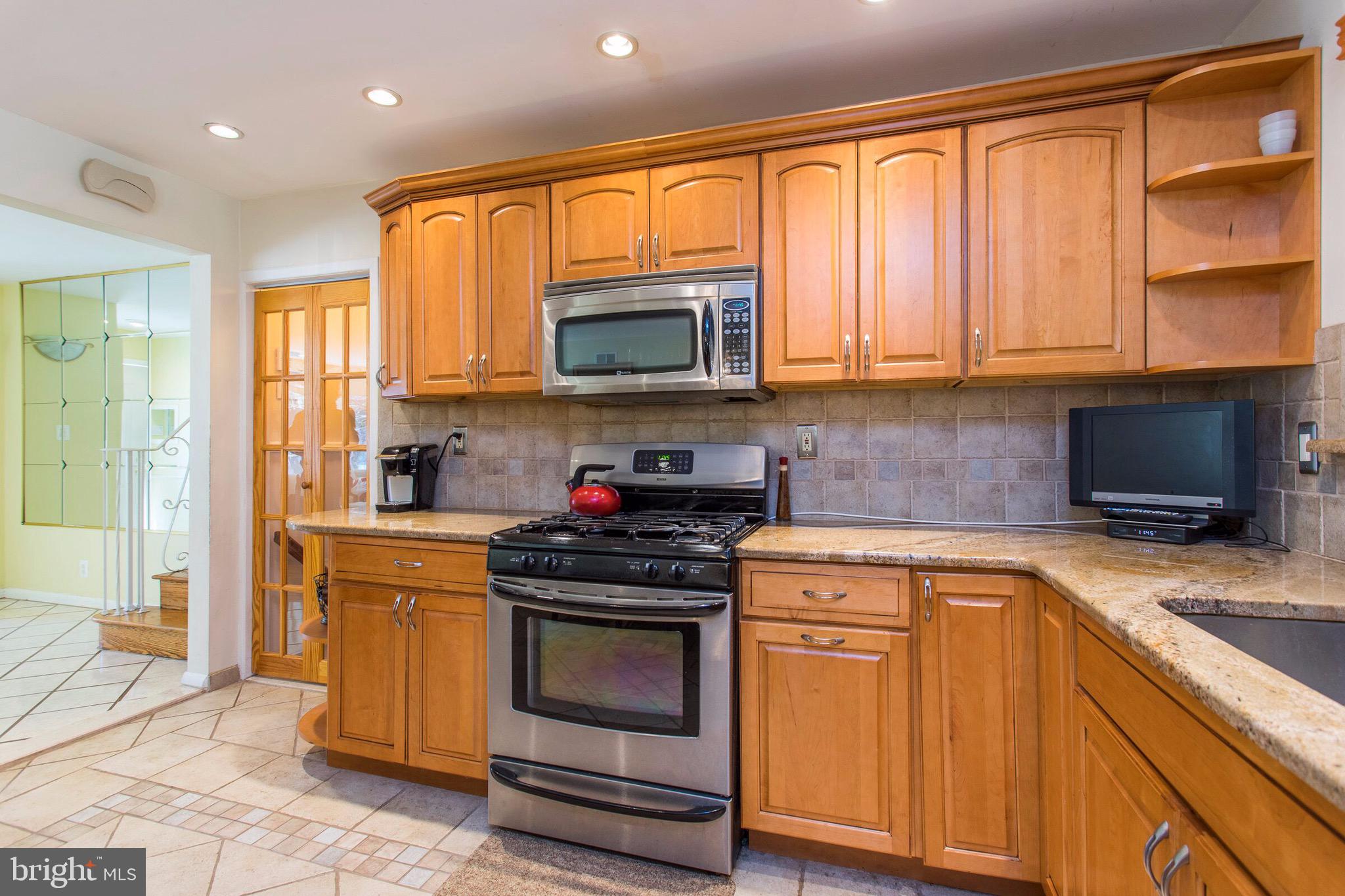 545 West Waverly Road Glenside, PA 19038 - Photo 9 of 24 Gallery Image 9