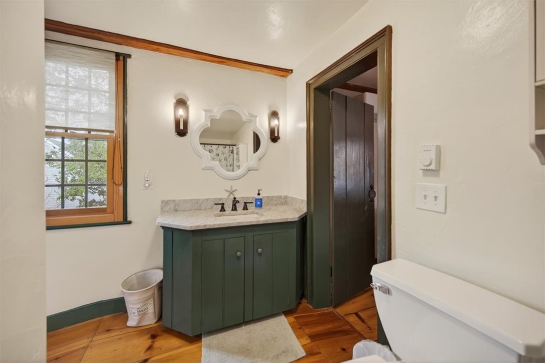 9 Thames Street Newport, RI 02840 - Photo 25 of 50