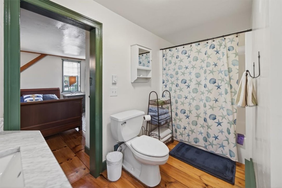 9 Thames Street Newport, RI 02840 - Photo 26 of 50