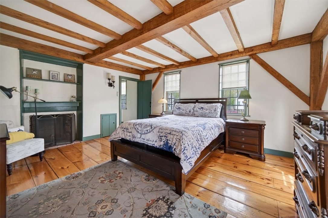 9 Thames Street Newport, RI 02840 - Photo 28 of 50
