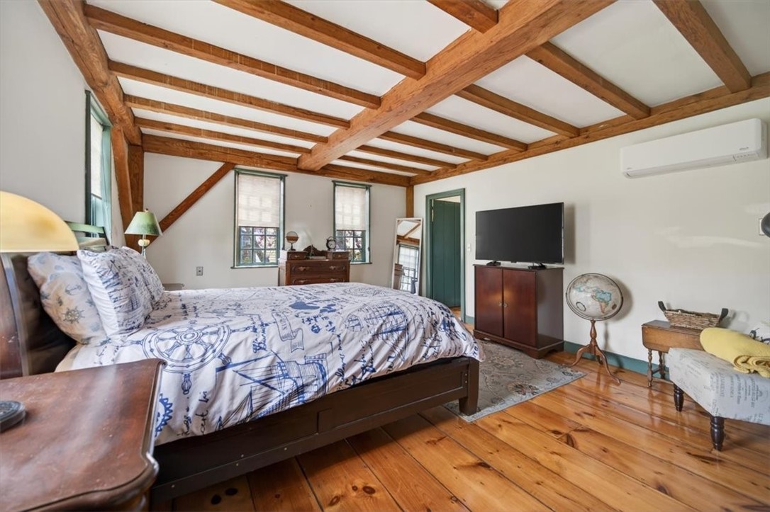 9 Thames Street Newport, RI 02840 - Photo 30 of 50