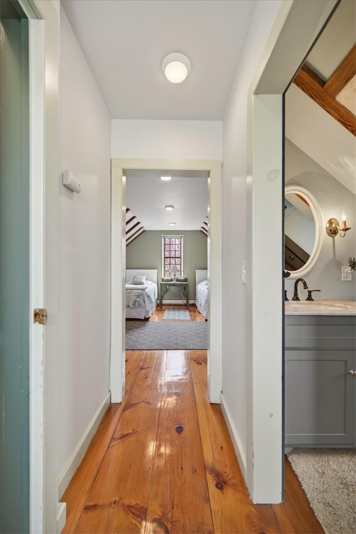 9 Thames Street Newport, RI 02840 - Photo 33 of 50