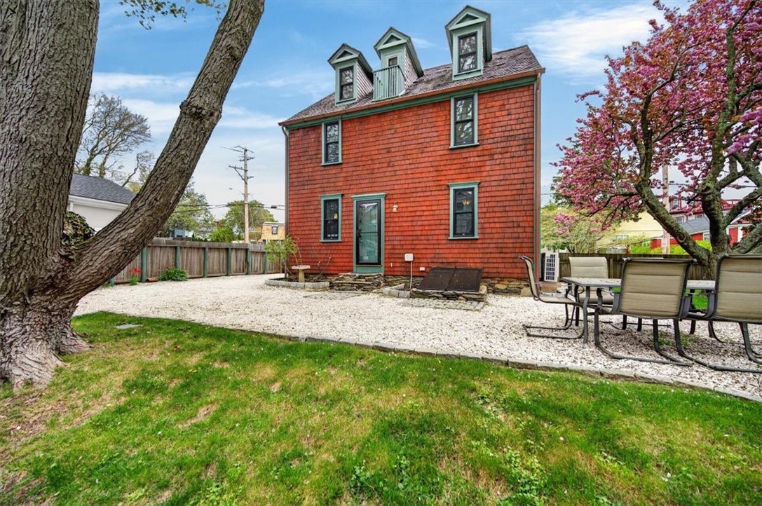 9 Thames Street Newport, RI 02840 - Photo 8 of 50