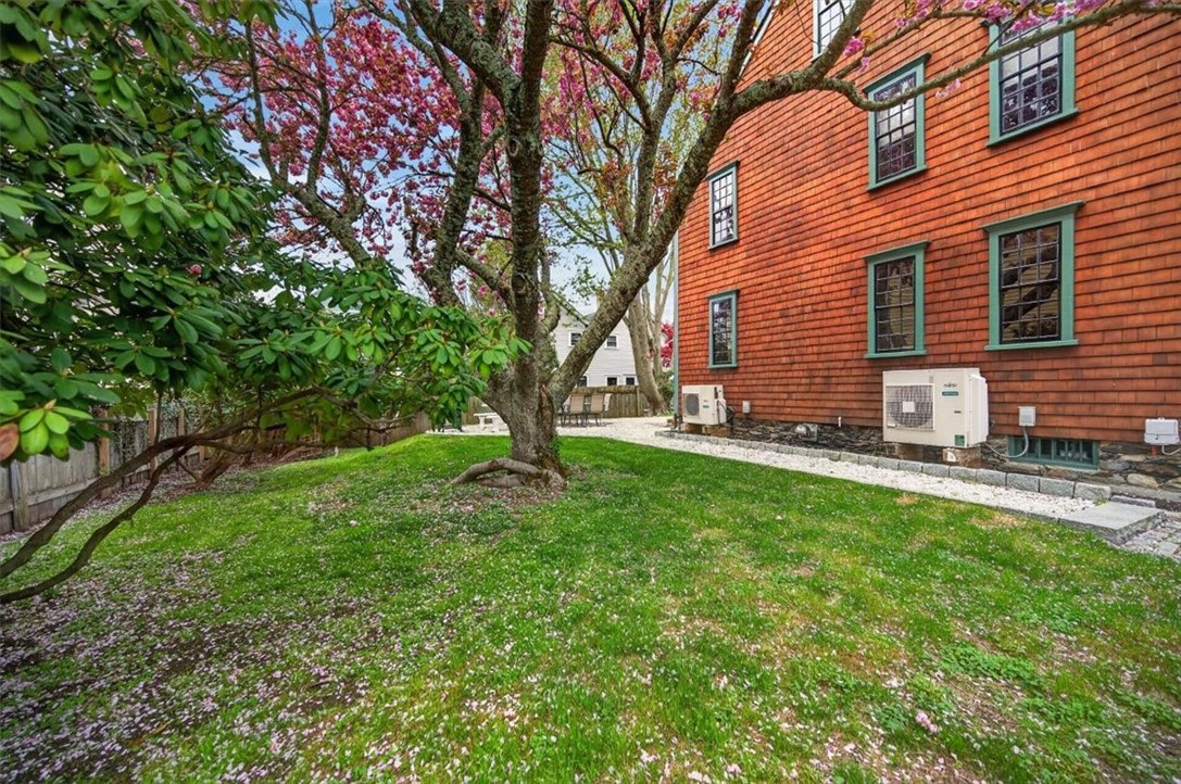 9 Thames Street Newport, RI 02840 - Photo 10 of 50